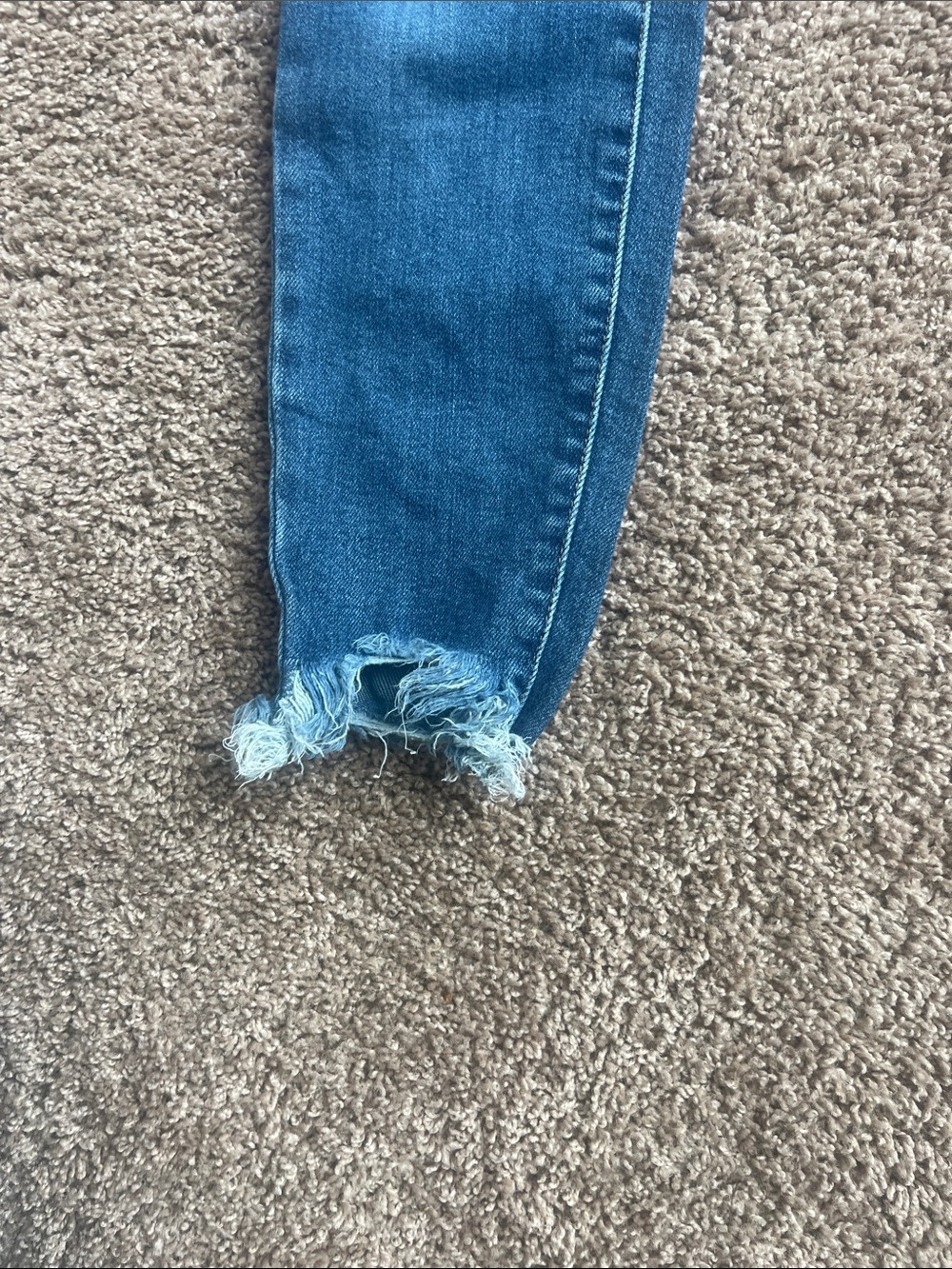 Judy Blue Medium Wash High-Rise Skinny Jeans with Frayed Ankles Size 28 - Picture 2 of 7